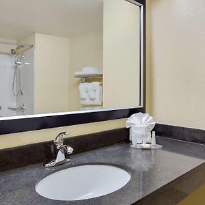 Double Room Two Double Beds Non-Smoking